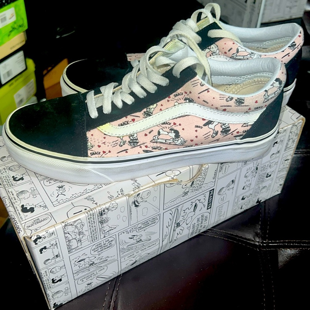 Vans x Peanuts Old Skool Smack/Pearl Tennis Shoes